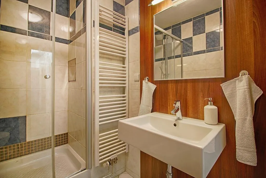 Panoramic Apartment With Roof Terrace With Jacuzzi Praag